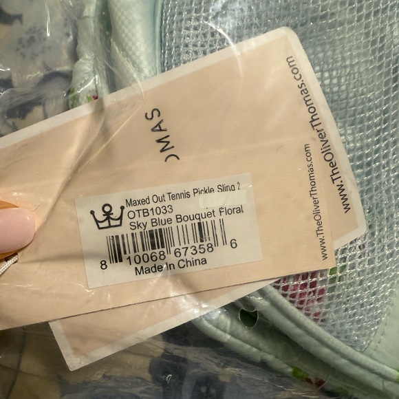 NWT Oliver Thomas Maxed Out Tennis Pickle 2 Sling Sky Blue Bouquet Floral - Picture 2 of 5